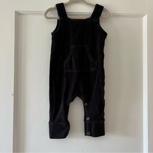 Katie Quinn velour black overalls 3-6 months